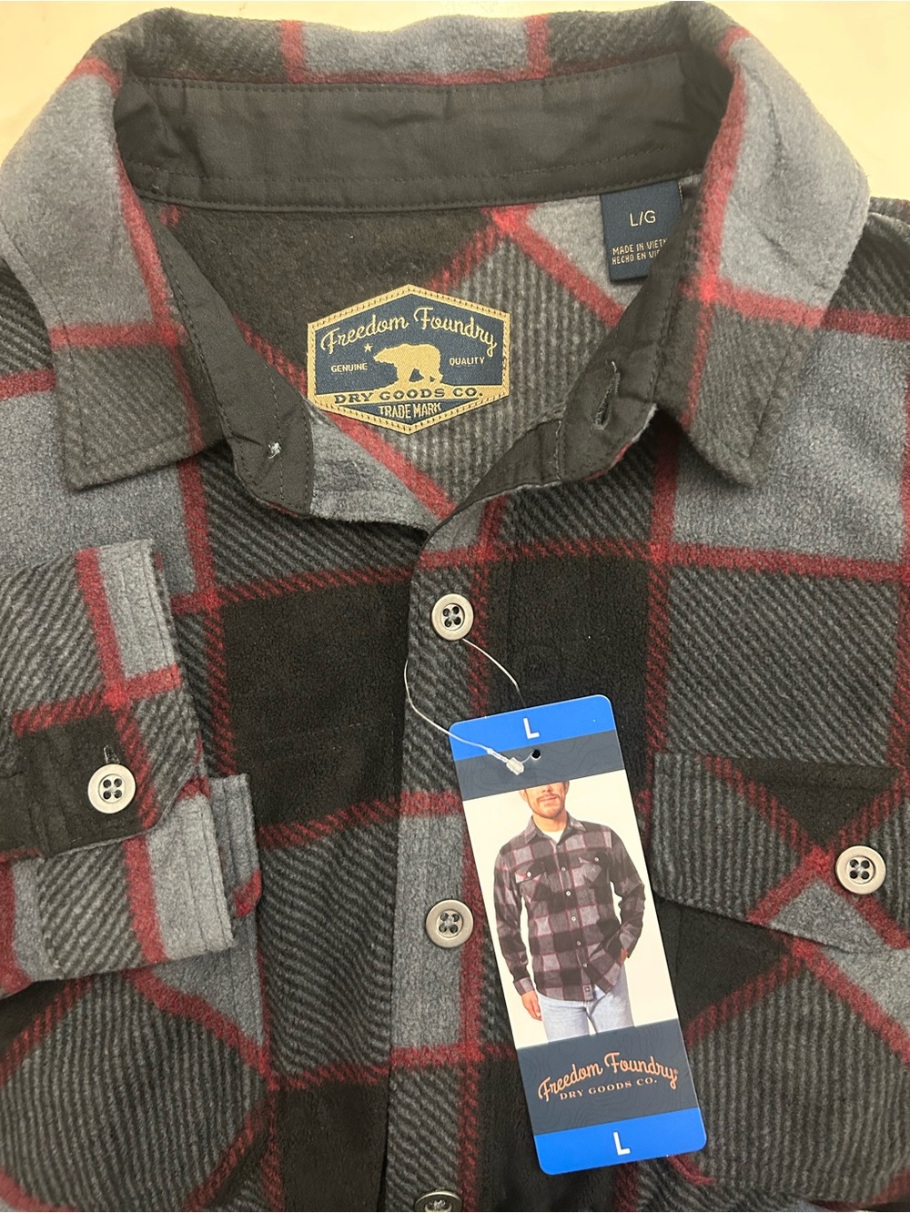 Freedom Foundry Men's Gray & Red Plaid Flannel Shirt Jacket